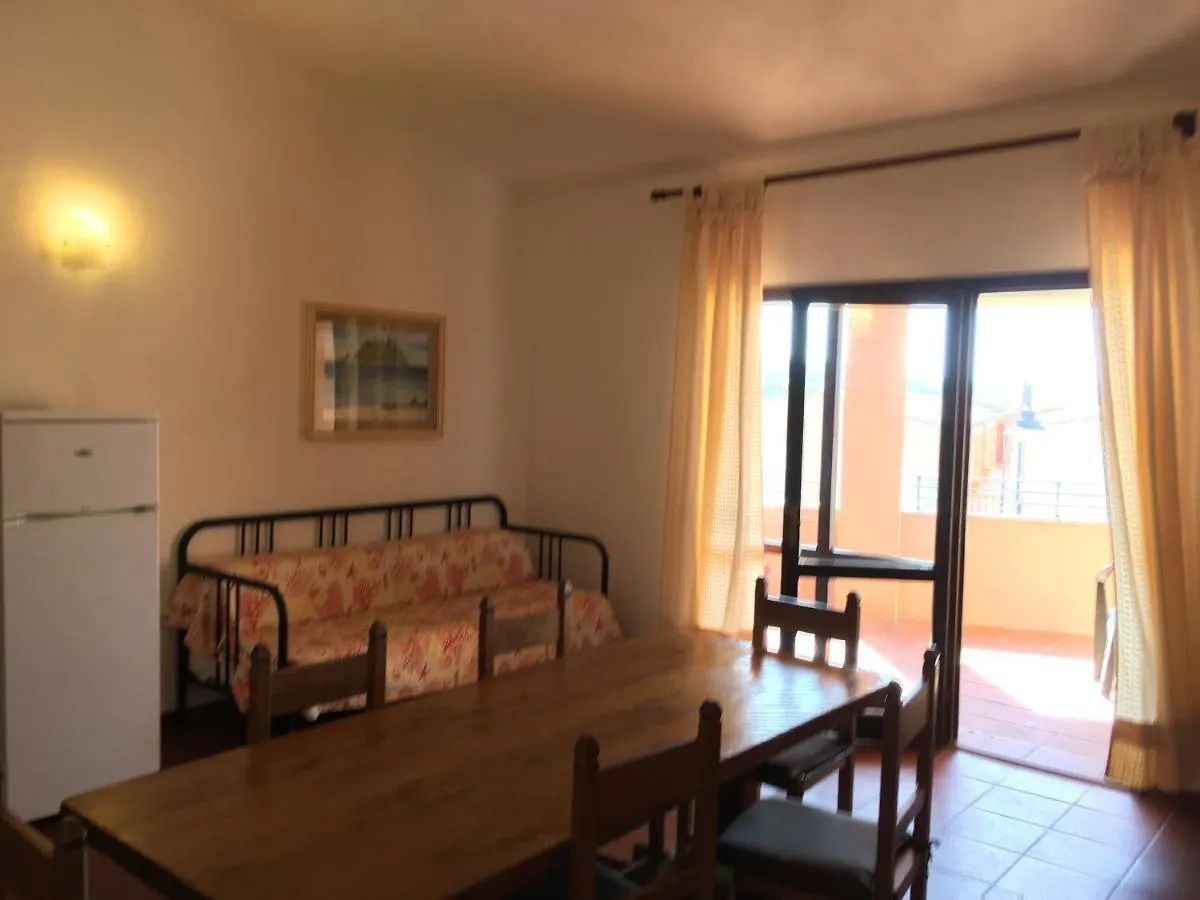 Borgo Spiaggia Isola Rossa Appartamento