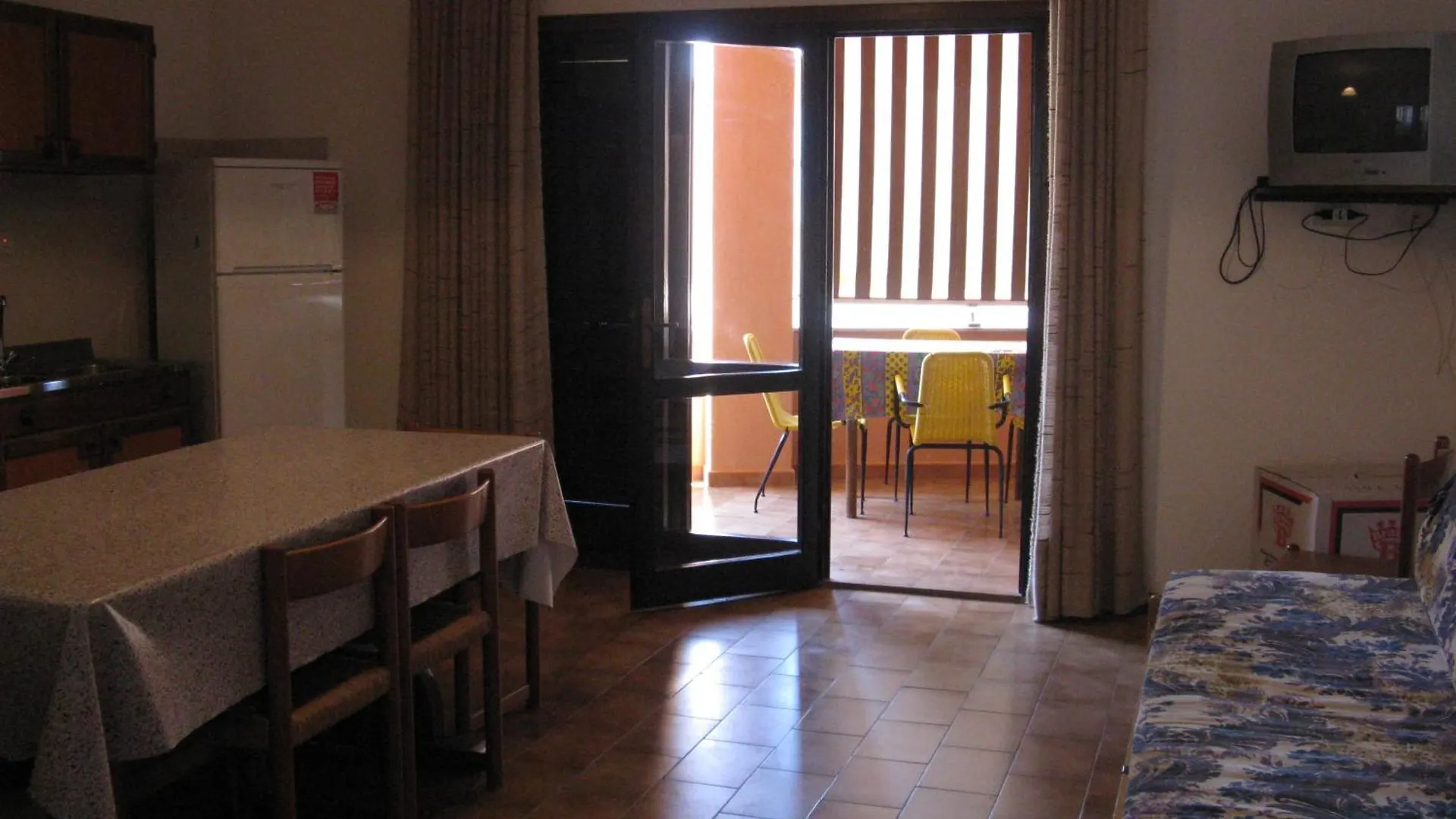 Apartament Borgo Spiaggia Isola Rossa Włochy